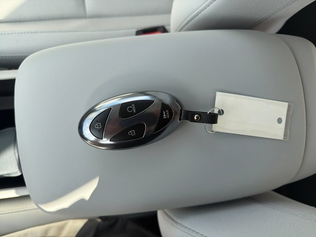 New 2027 Hyundai Kona SE FWD image 37