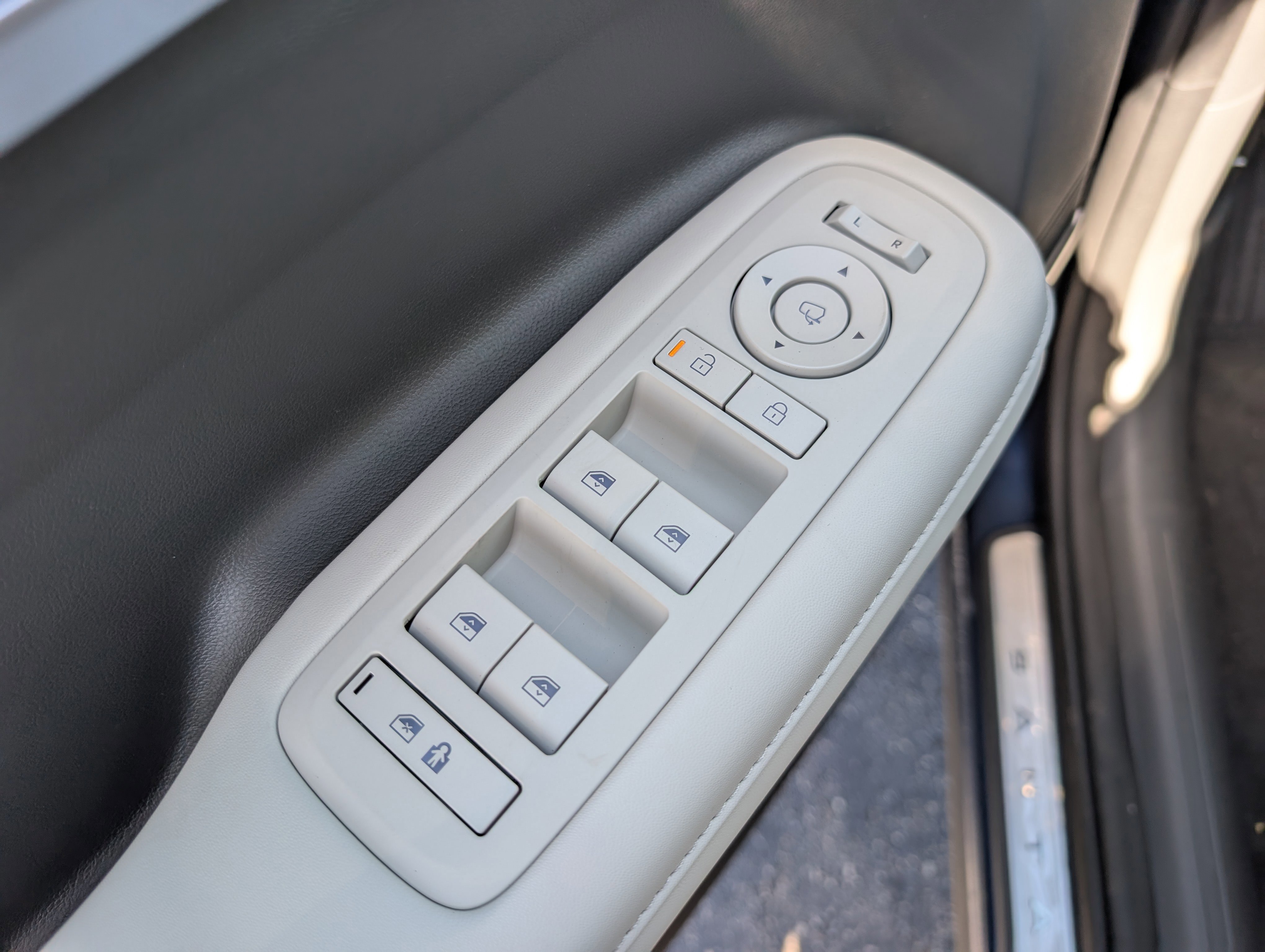 New 2026 Hyundai Santa Fe Calligraphy image 14