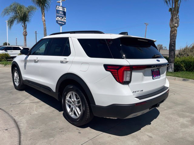 New 2026 Ford Explorer Active w/ Active Comfort Package RWD image 3