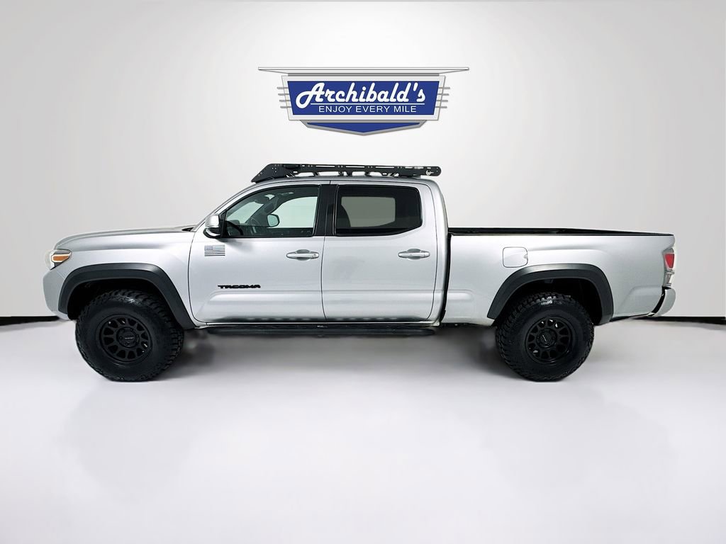Used 2021 Toyota Tacoma TRD Off-Road w/ TRD Premium Off Road Package image 4