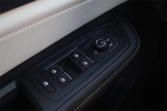 New 2026 Volkswagen Atlas Cross Sport SEL Premium R-Line image 22
