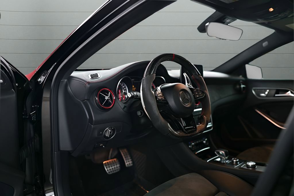 Used 2018 Mercedes-Benz GLA 45 AMG 4MATIC image 31