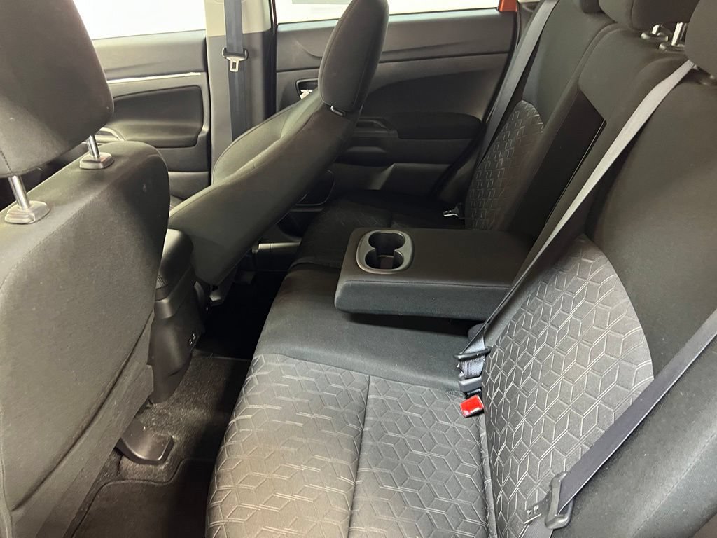 Used 2023 Mitsubishi Outlander Sport LE AWD/4WD image 29