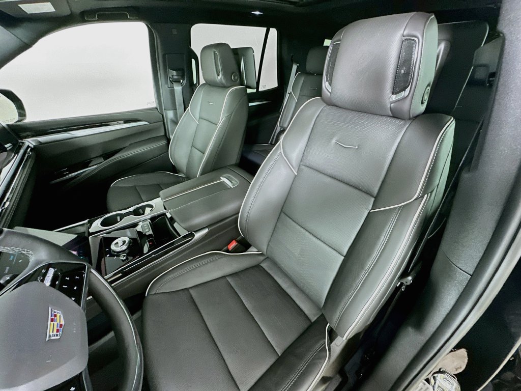 New 2026 Cadillac Escalade Sport w/ Touring Package AWD/4WD image 27
