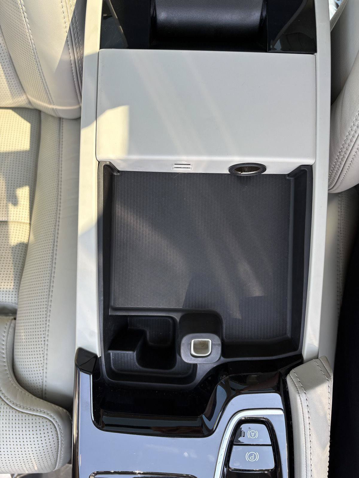 Used 2019 Volvo S90 T8 Inscription w/ Luxury Package AWD/4WD image 18