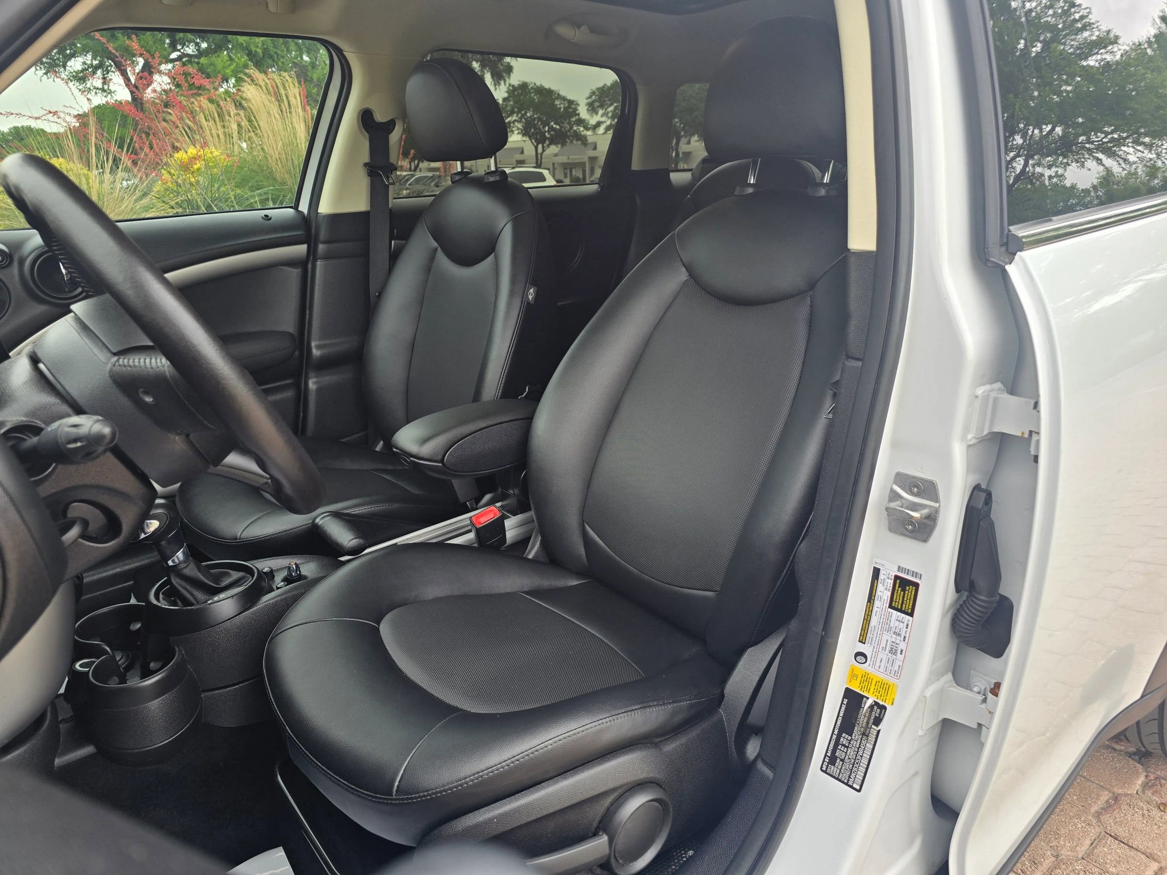 Used 2015 MINI Cooper Countryman FWD image 17