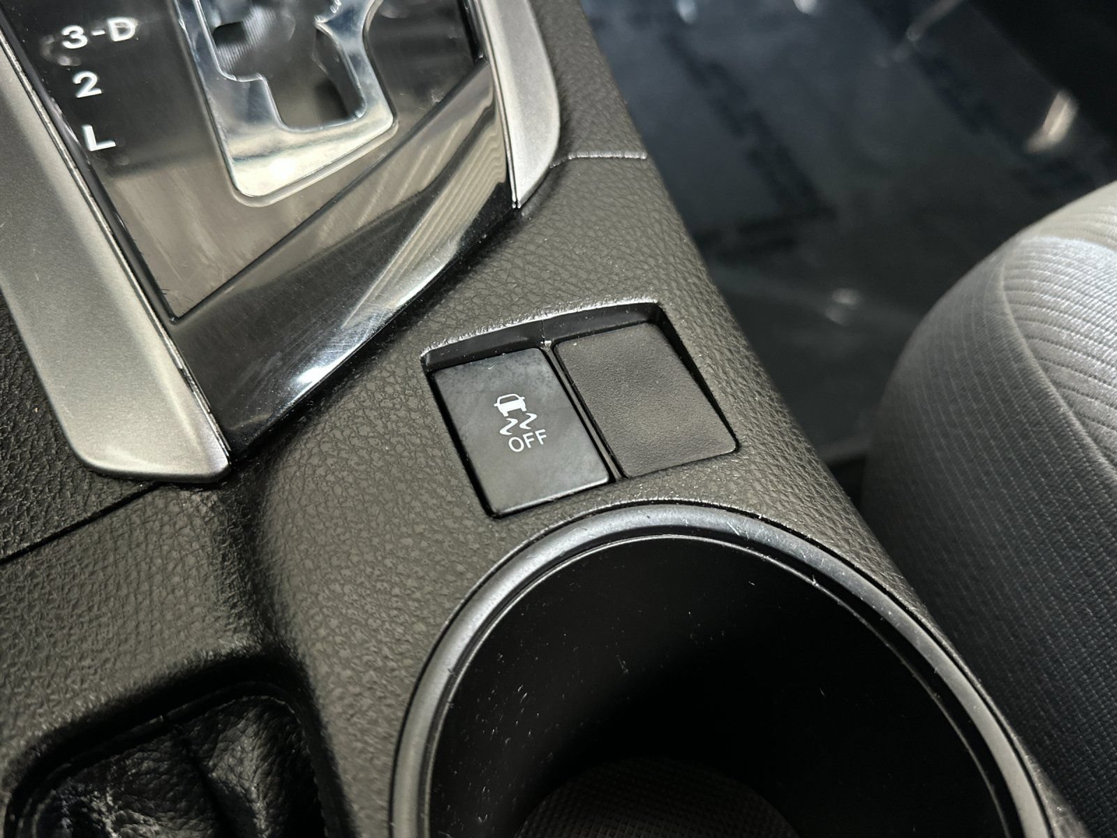 Used 2014 Toyota Corolla L FWD image 25