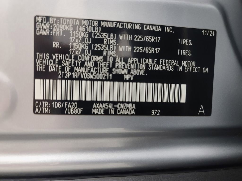 Used 2025 Toyota RAV4 XLE AWD/4WD image 40