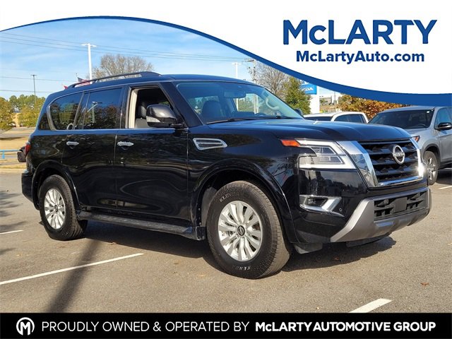 Used 2023 Nissan Armada SV image 1
