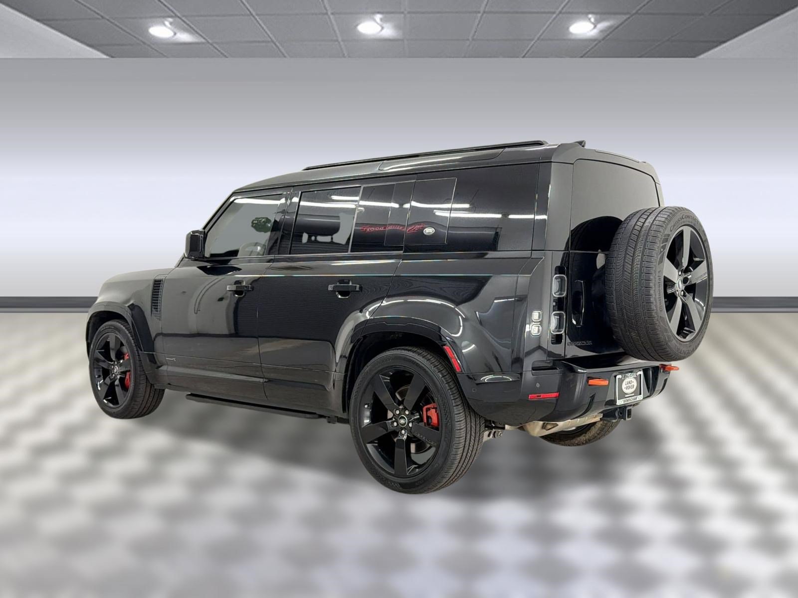 Used 2023 Land Rover Defender 110 X AWD/4WD image 3