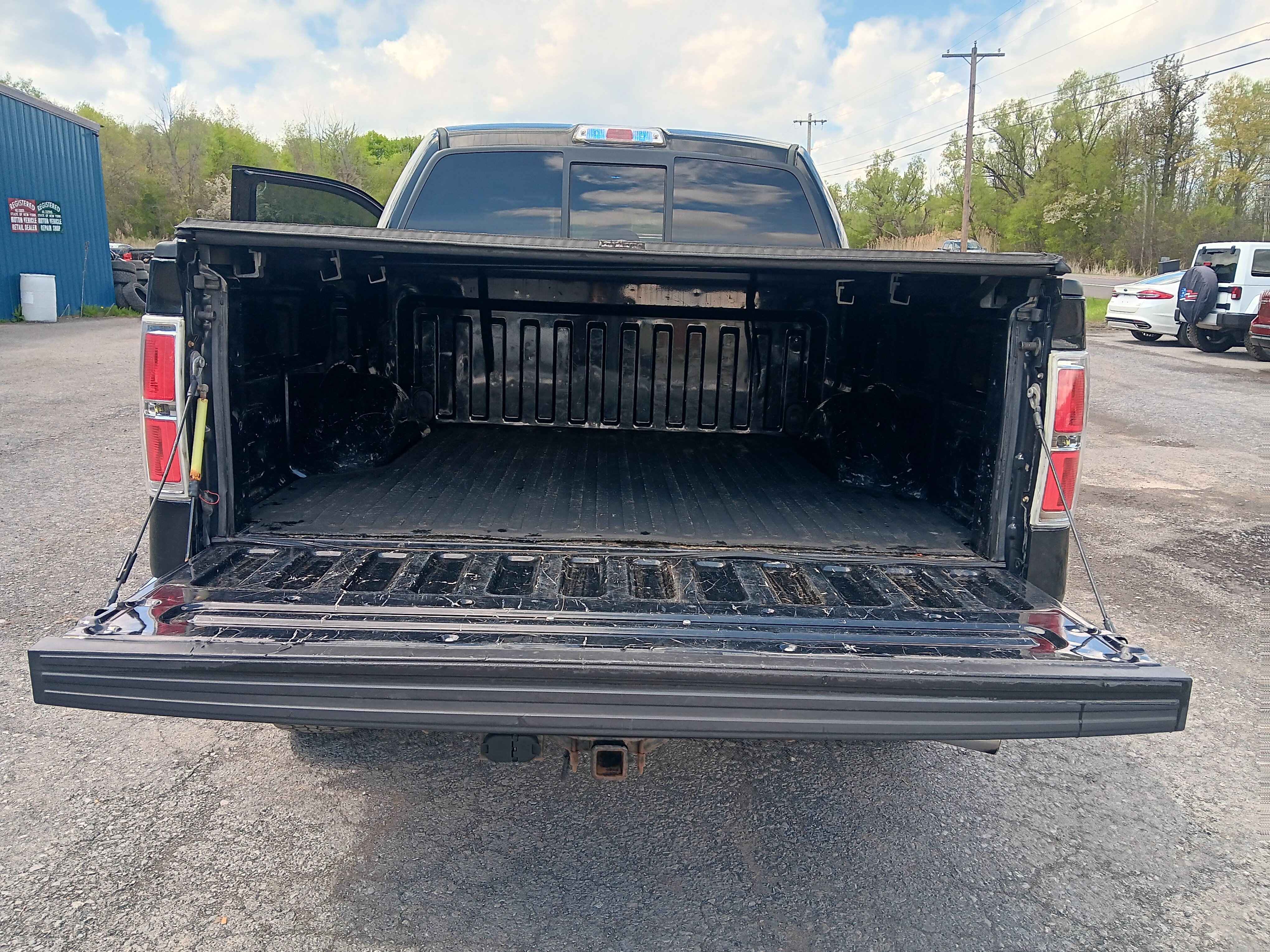 Used 2013 Ford F150 Lariat w/ Luxury Equipment Group AWD/4WD image 4