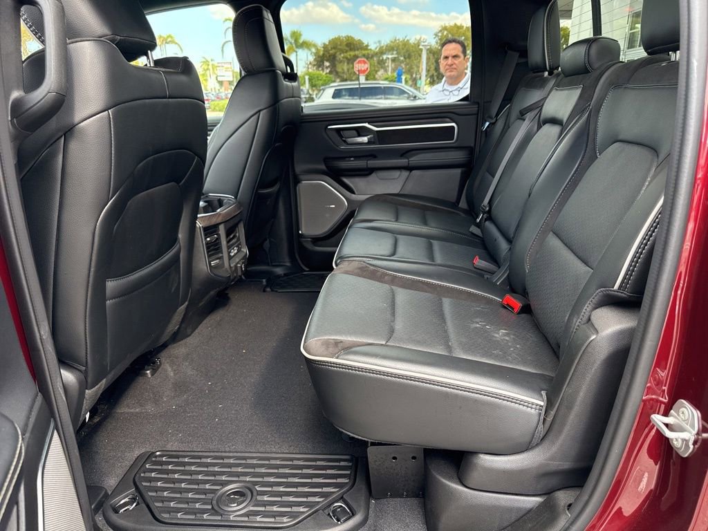 Used 2025 RAM 1500 Laramie image 10