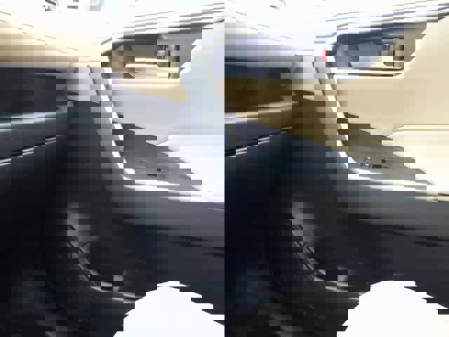 Used 2020 Toyota RAV4 XLE image 17