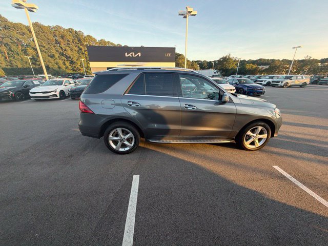 Used 2018 Mercedes-Benz GLE 350 4MATIC image 2