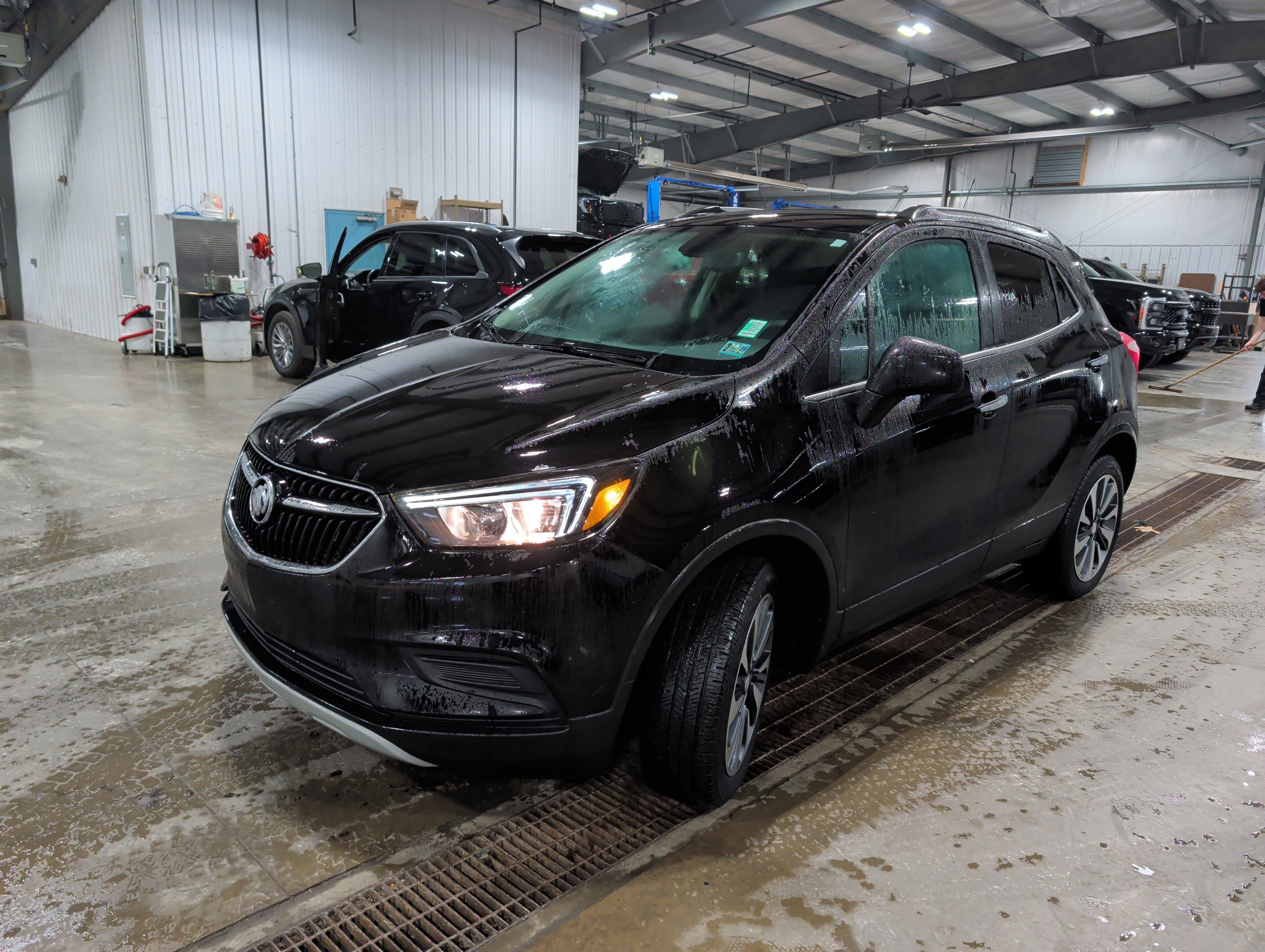 Used 2022 Buick Encore Preferred w/ Safety Package AWD/4WD image 6