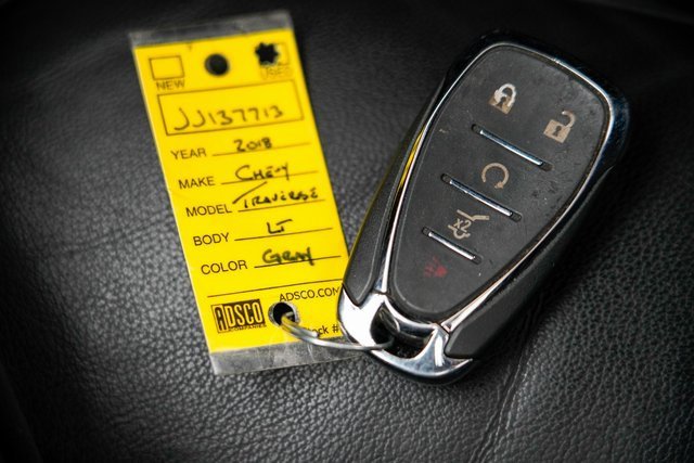 Used 2018 Chevrolet Traverse LT w/ LPO, Black Accent Package image 36