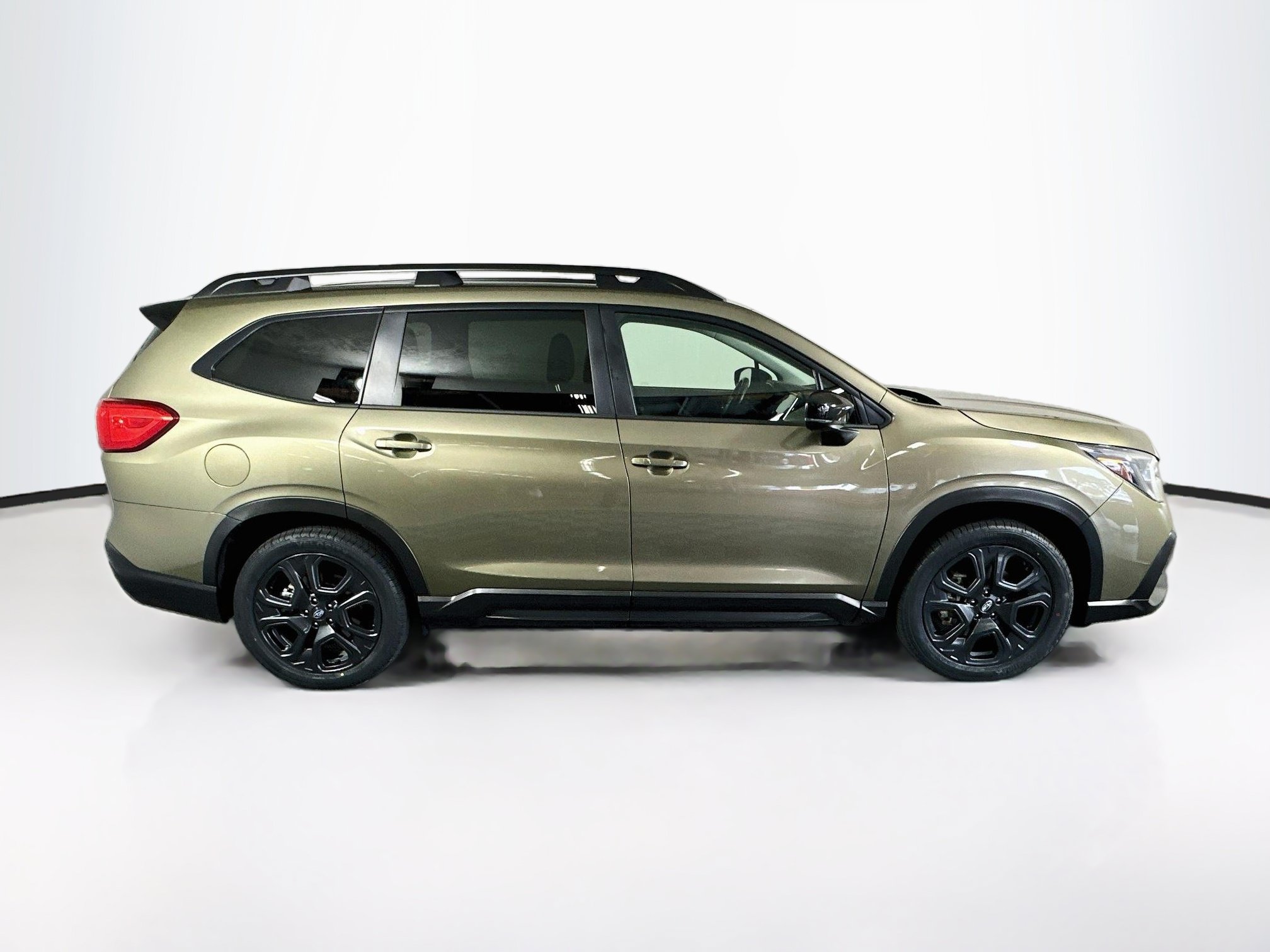 Used 2024 Subaru Ascent Onyx Edition AWD/4WD image 2