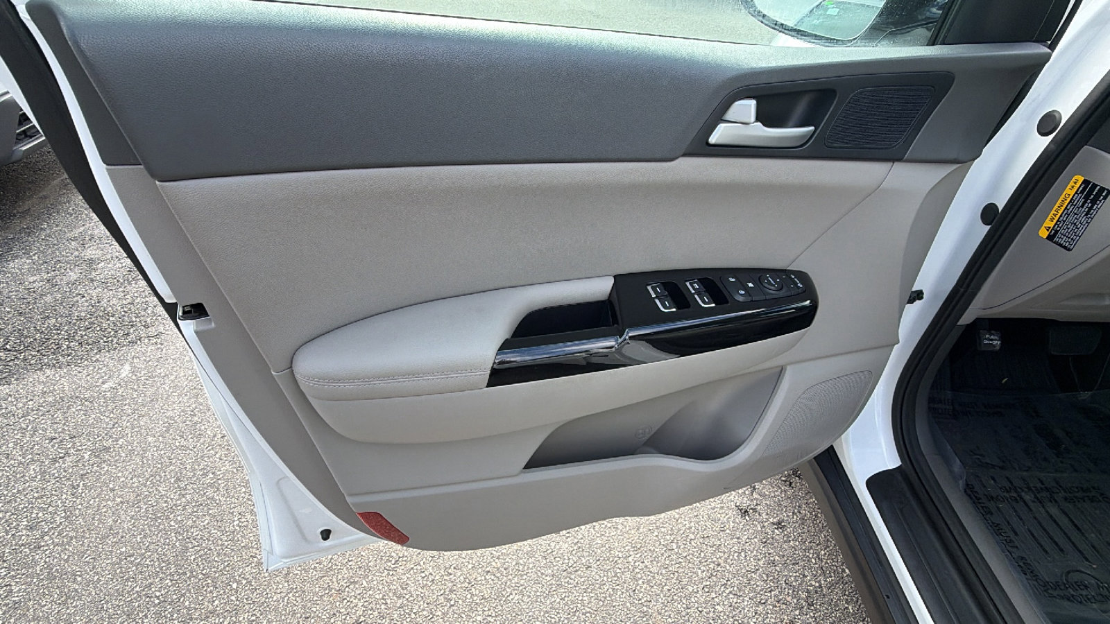 Used 2018 Kia Sportage EX image 14