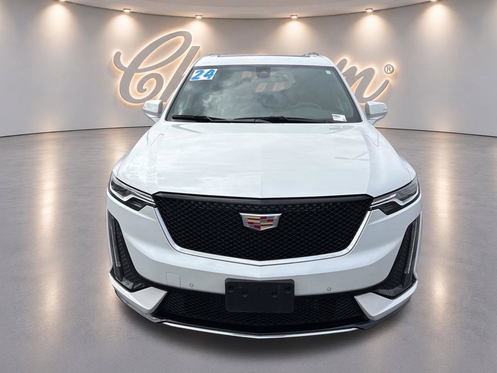 Used 2024 Cadillac XT6 Sport w/ LPO, Floor Liner Package AWD/4WD image 8