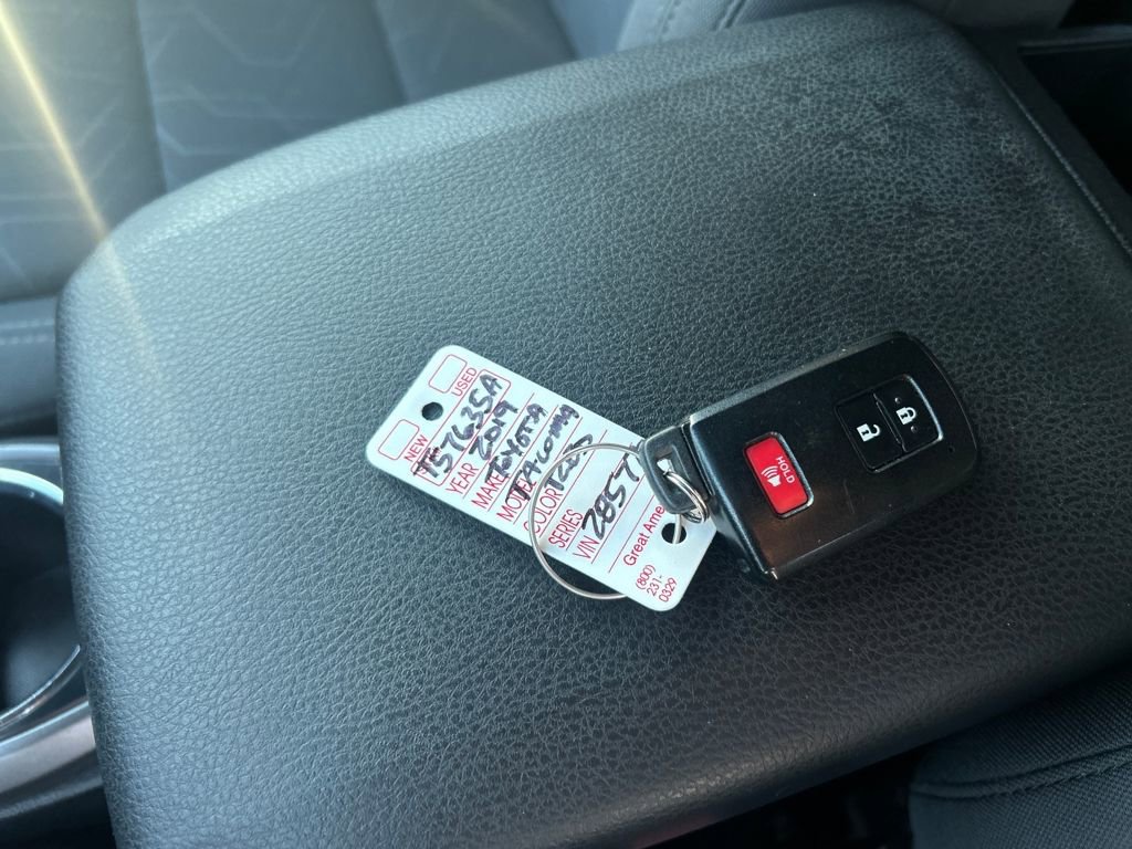 Certified 2019 Toyota Tacoma TRD Sport image 29