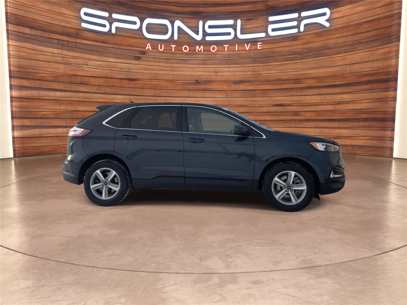 Used 2022 Ford Edge SEL w/ Convenience Package image 7