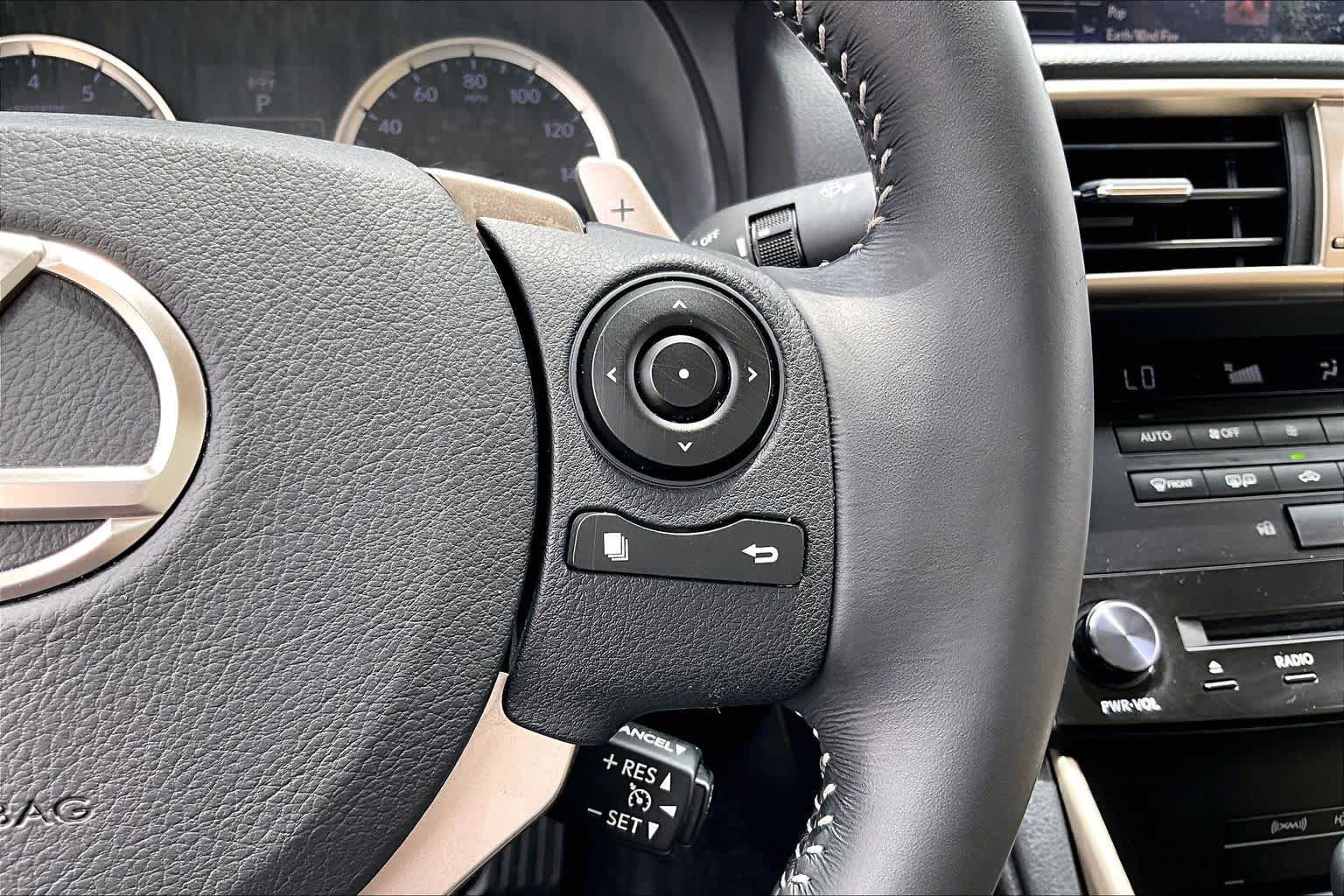 Used 2014 Lexus IS 250 w/ Navigation Package RWD image 22