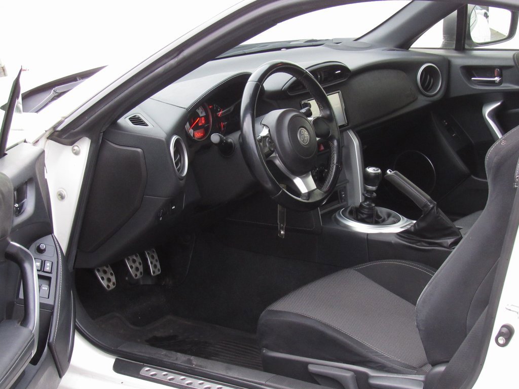 Certified 2017 Toyota 86 image 8