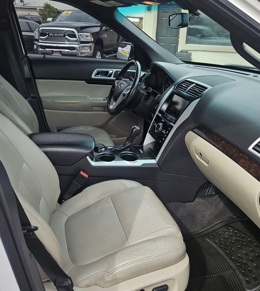 Used 2011 Ford Explorer Limited w/ 302A Rapid Spec Order Code AWD/4WD image 11