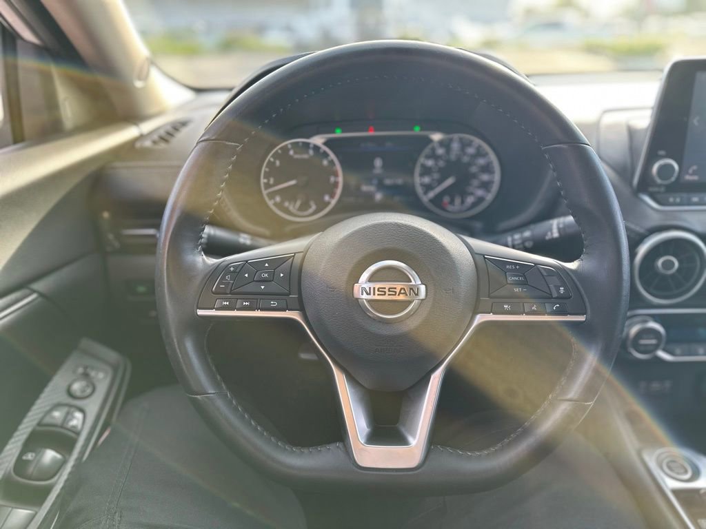 Used 2020 Nissan Sentra SV image 6
