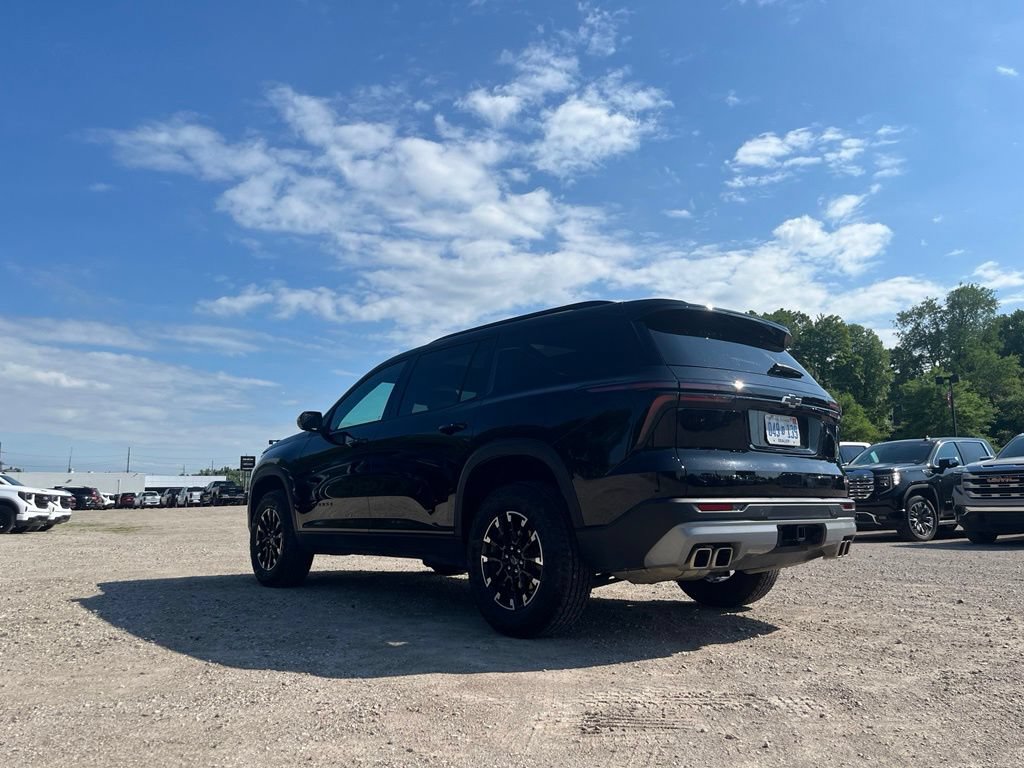 Used 2026 Chevrolet Traverse Z71 w/ LPO, Floor Liner Package AWD/4WD image 10