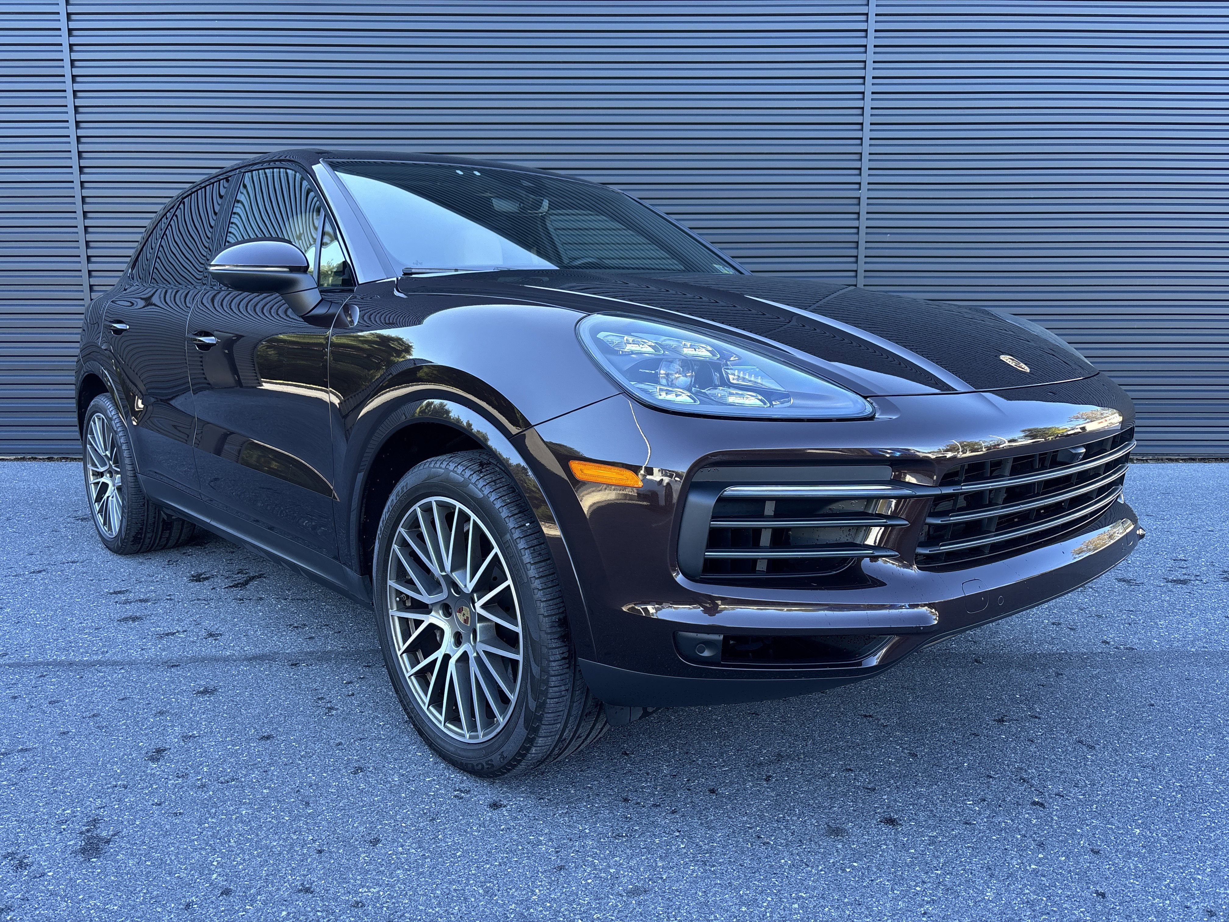 Certified 2022 Porsche Cayenne Platinum Edition image 7