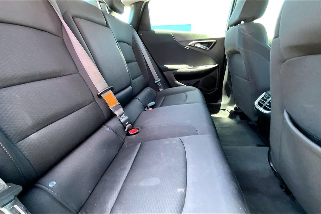 Used 2023 Chevrolet Malibu LT FWD image 25