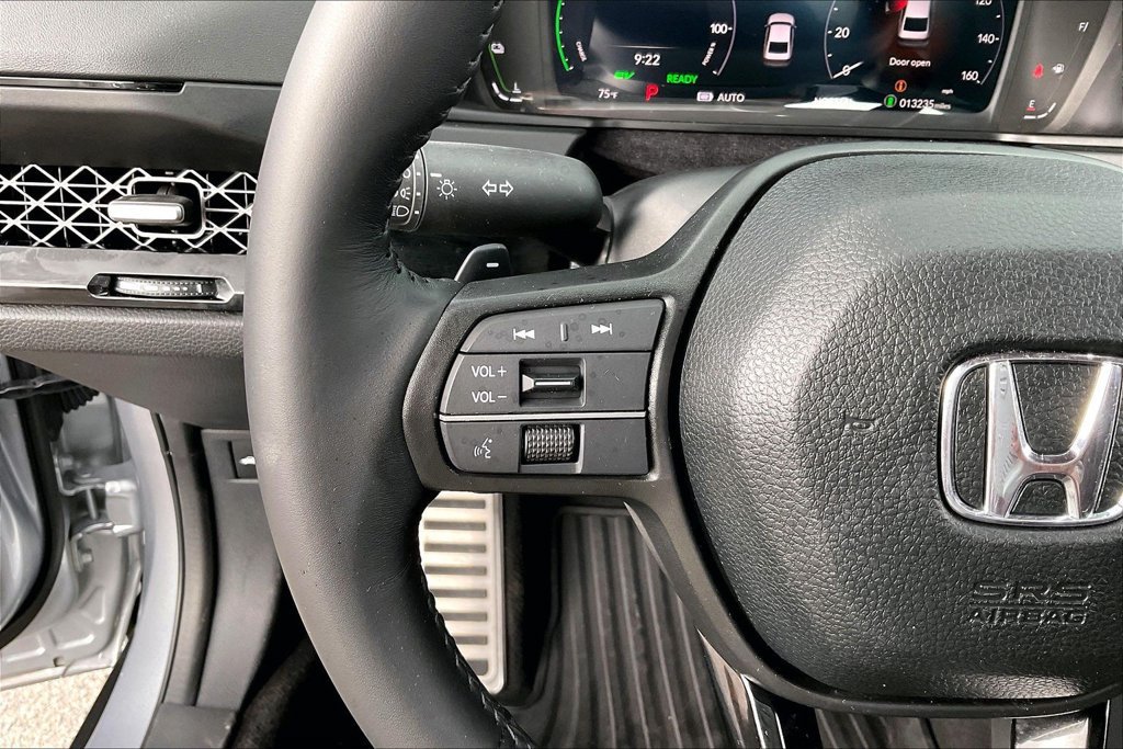 Certified 2025 Honda Accord Sport image 11