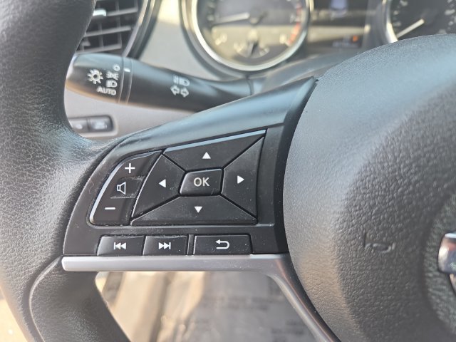 Used 2021 Nissan Rogue Sport S FWD image 21