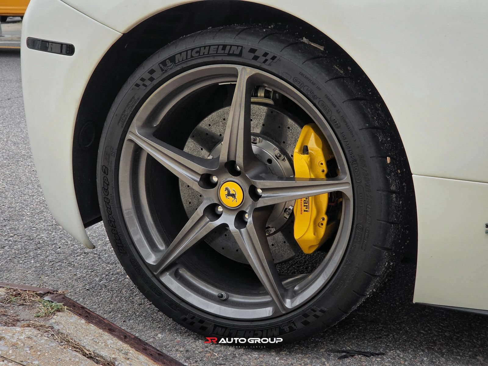 Used 2015 Ferrari 458 Italia Coupe RWD image 13