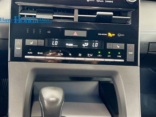 Used 2019 Toyota Avalon XLE image 11