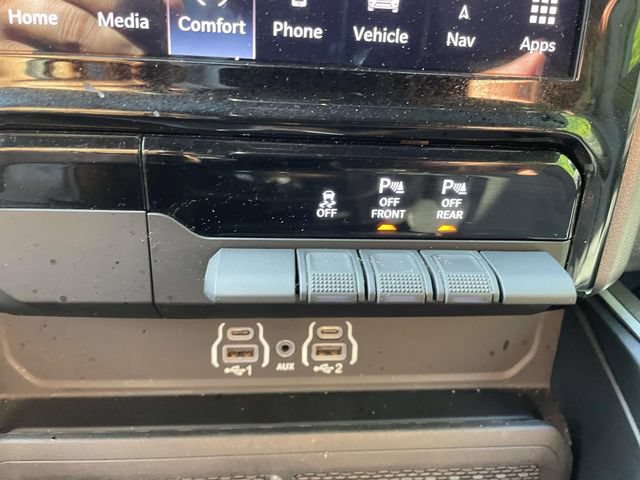 Used 2025 RAM 1500 Big Horn AWD/4WD image 30