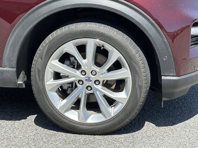 Used 2022 Ford Explorer Platinum w/ Equipment Group 601A image 7