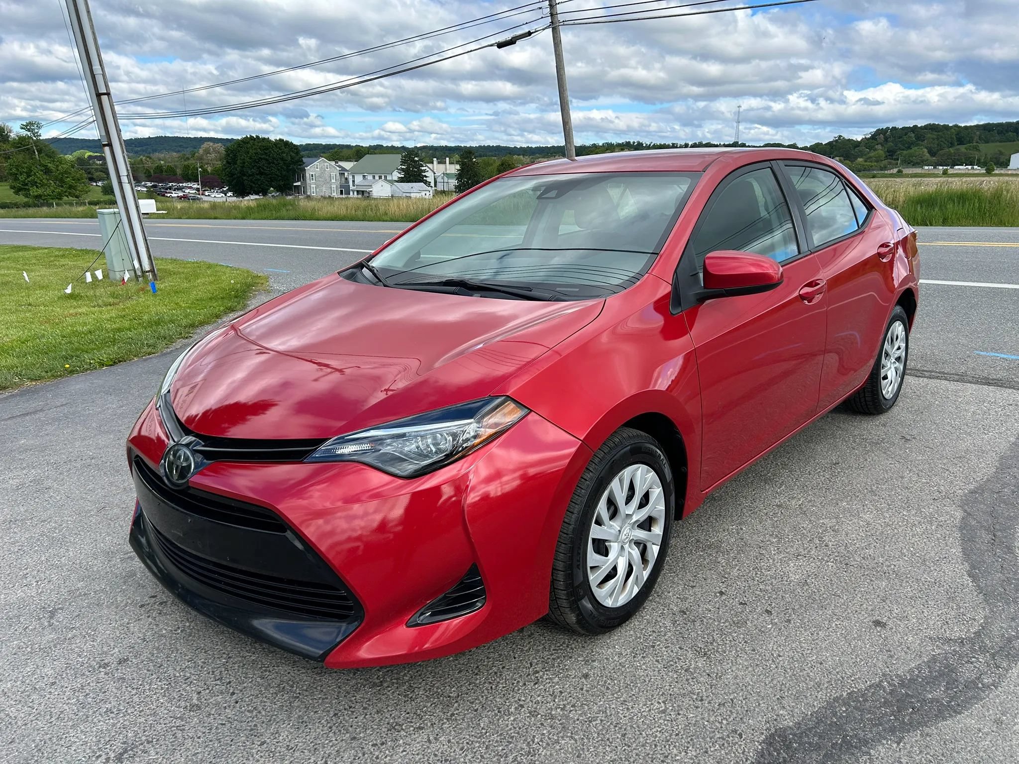 Used 2016 Toyota Corolla LE FWD image 5