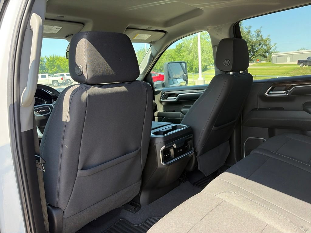 Used 2024 GMC Sierra 1500 Elevation w/ X31 Off-Road Package AWD/4WD image 40