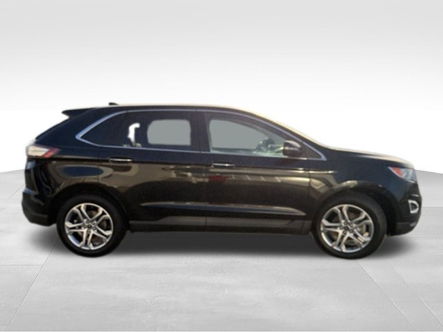 Used 2018 Ford Edge Titanium FWD image 6