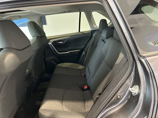 Used 2021 Toyota RAV4 XLE w/ Convenience Package AWD/4WD image 14