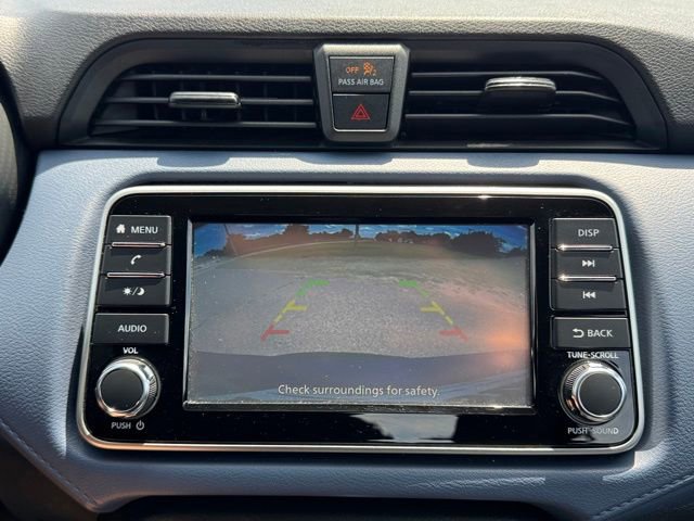 Used 2023 Nissan Versa SV FWD image 17