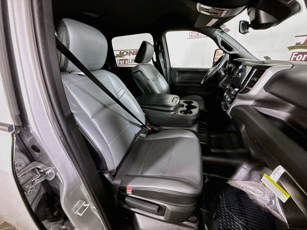 Used 2026 RAM 2500 Tradesman AWD/4WD image 30