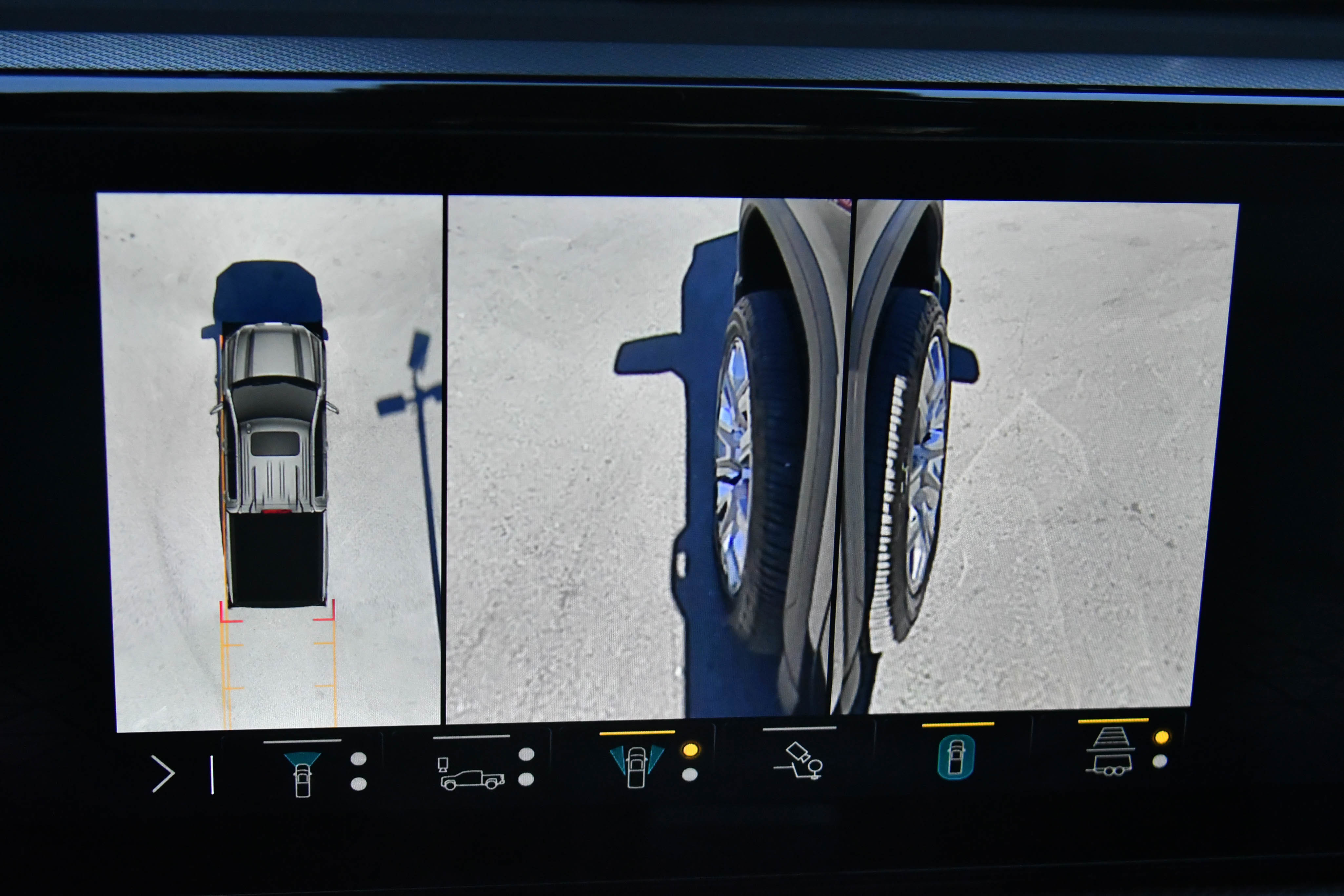 Used 2023 GMC Sierra 1500 Denali w/ Denali Reserve Package image 27