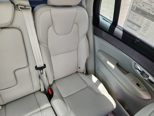 New 2026 Volvo XC90 T8 Ultra w/ Protection Package AWD/4WD image 15