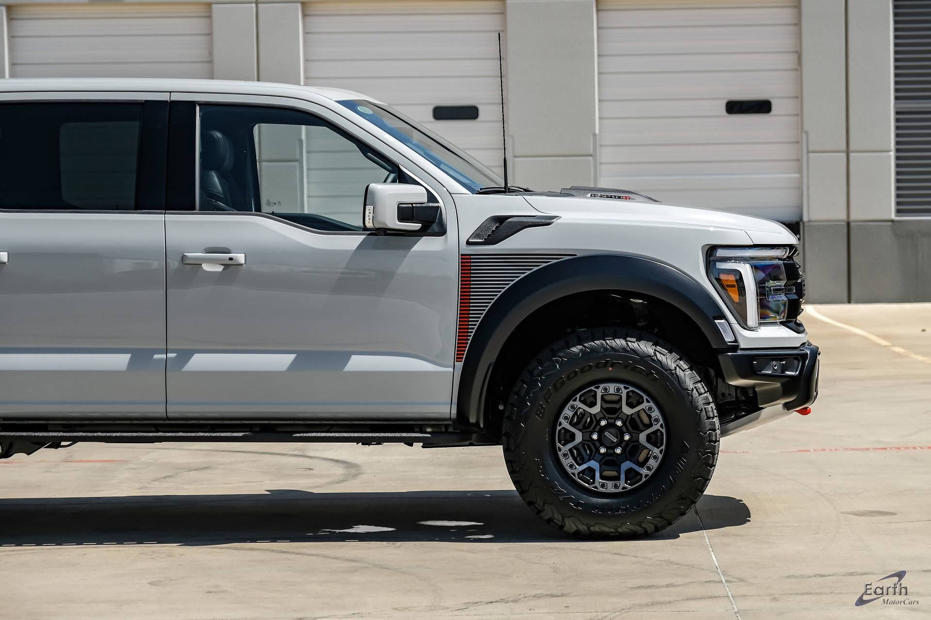 Used 2026 Ford F150 Raptor w/ Equipment Group 803A Raptor R AWD/4WD image 22