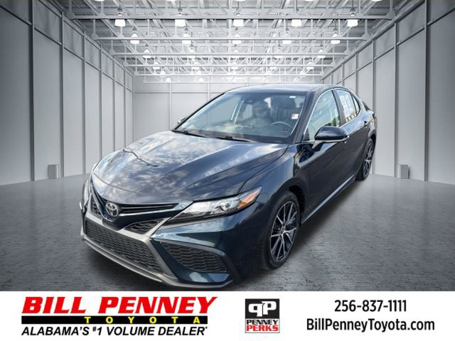 Used 2021 Toyota Camry SE