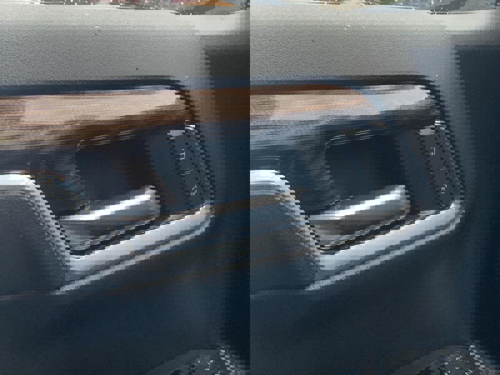 Certified 2022 Chevrolet Silverado 1500 LT image 23