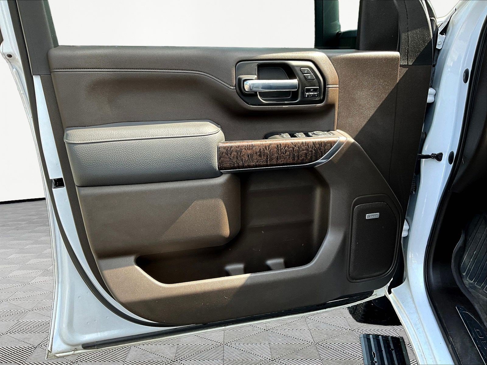 Used 2022 GMC Sierra 3500 Denali AWD/4WD image 21